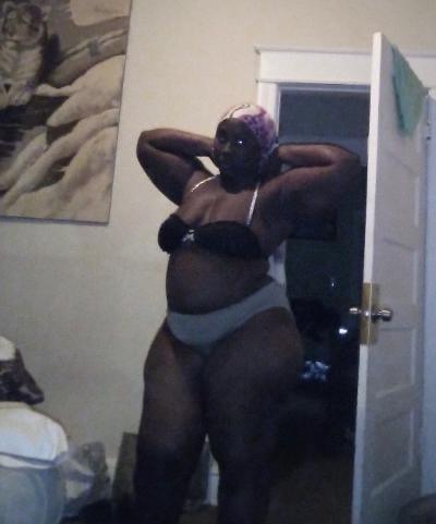 9P 300 lbs DARK chocolate BBW