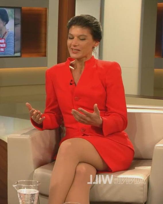 25P German Poiltician Sarah Wagenknecht