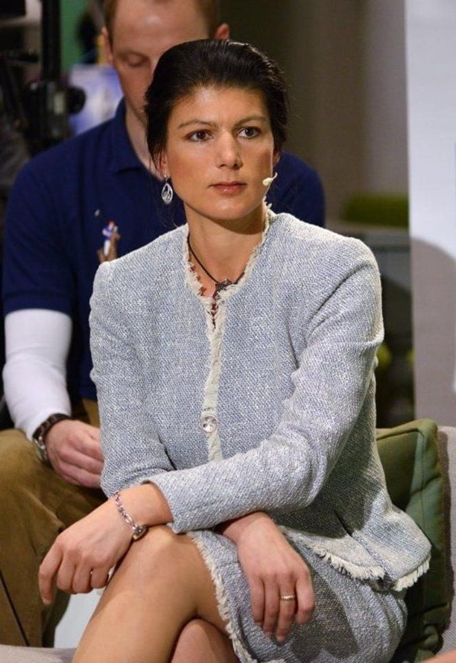 25P German Poiltician Sarah Wagenknecht