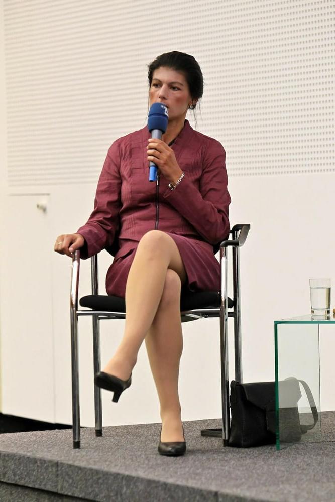25P German Poiltician Sarah Wagenknecht