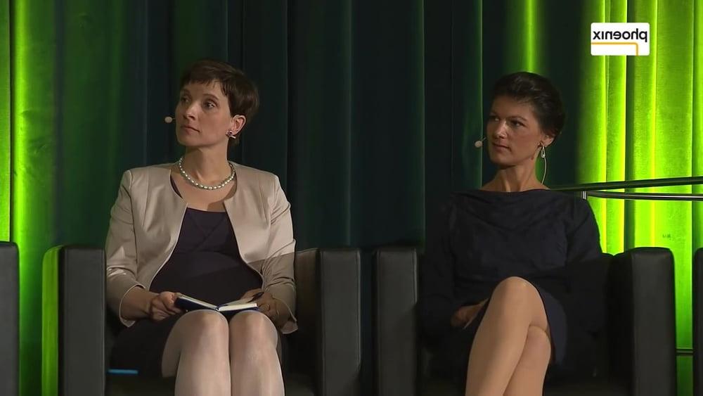 25P German Poiltician Sarah Wagenknecht