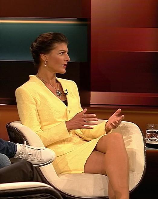 25P German Poiltician Sarah Wagenknecht