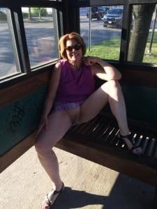25P Sexy Mature White Whore Wife