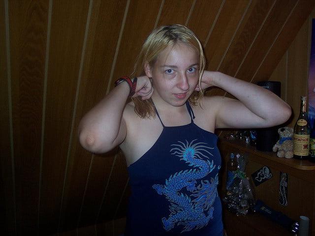 25P 4. German GF exposed by BF