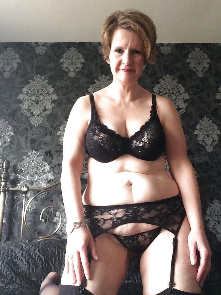 25P Mature Garter 39