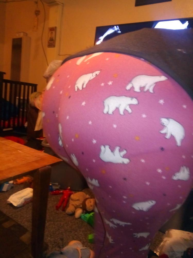22P Friends Busty Wife