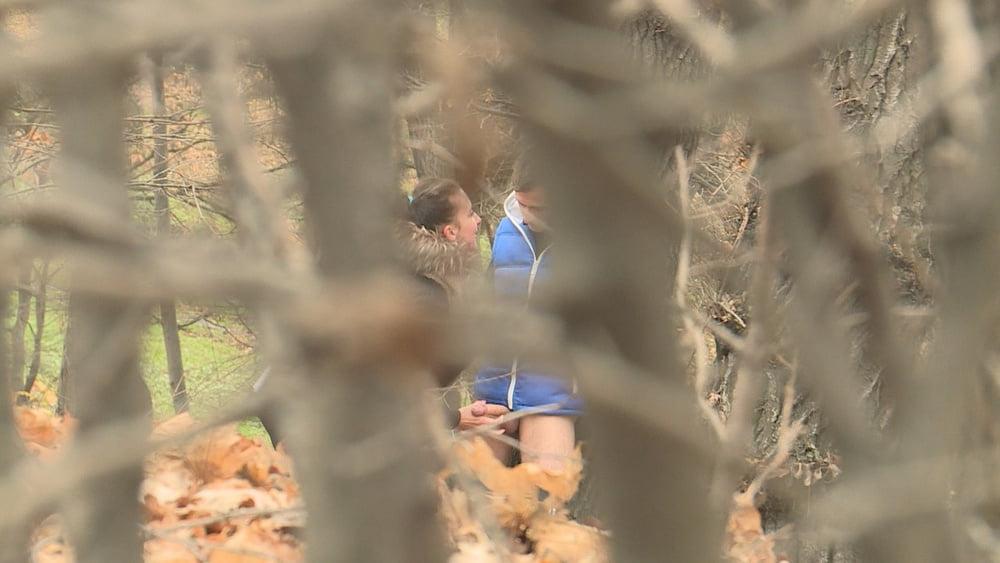 25P Caught sluts fucking strangers outdoor