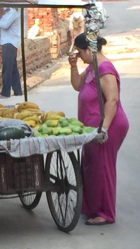 25P Indian padosan aunty