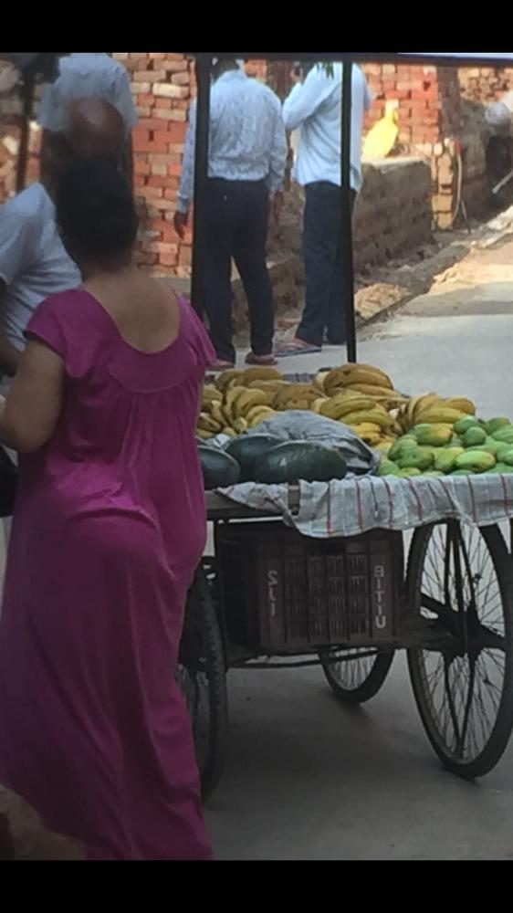 25P Indian padosan aunty