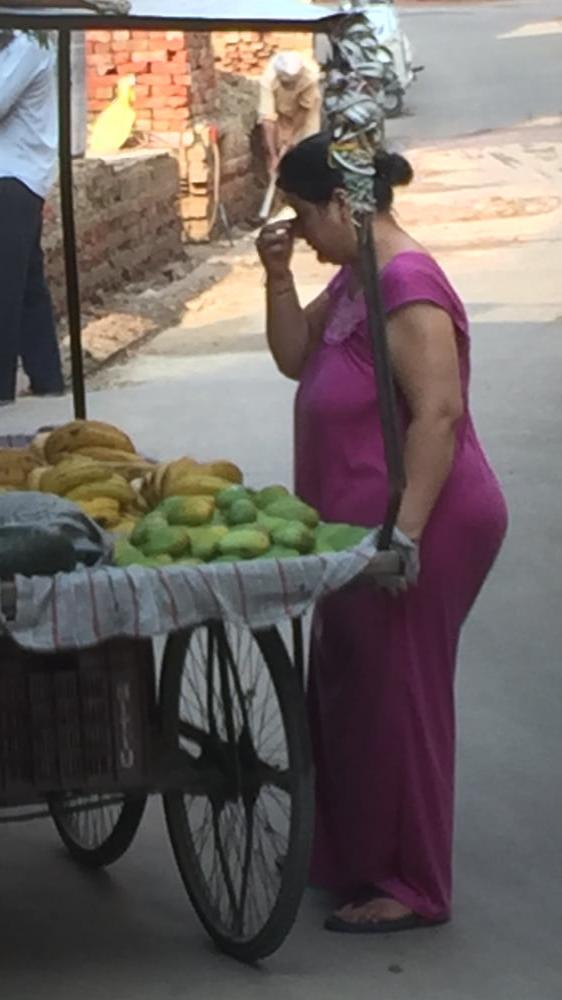 25P Indian padosan aunty