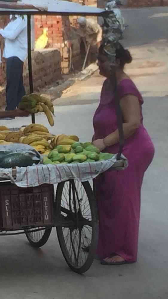 25P Indian padosan aunty