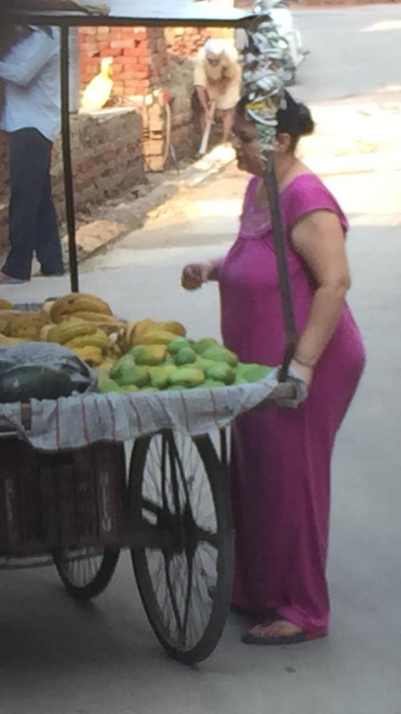 25P Indian padosan aunty
