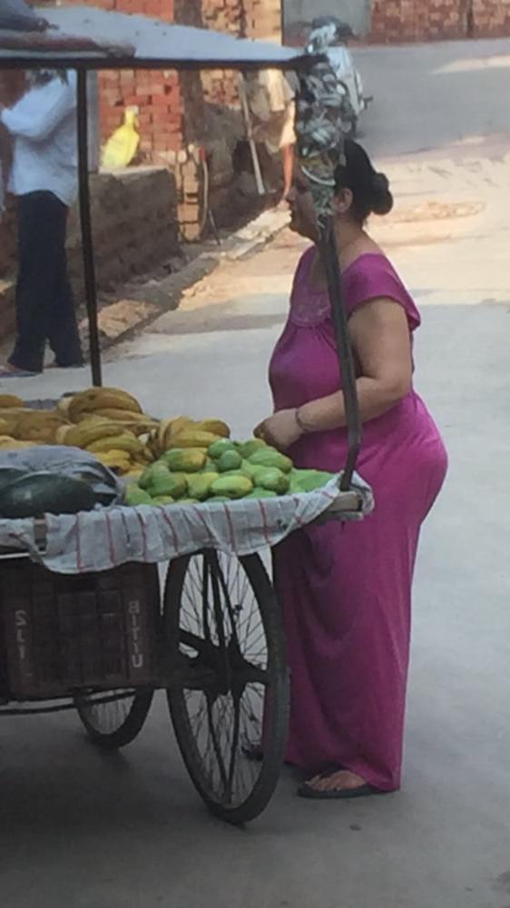25P Indian padosan aunty