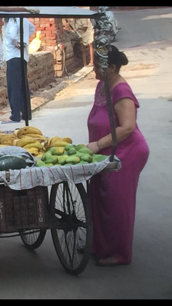 25P Indian padosan aunty