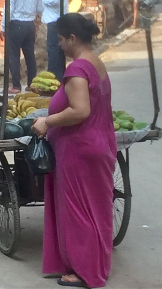 25P Indian padosan aunty