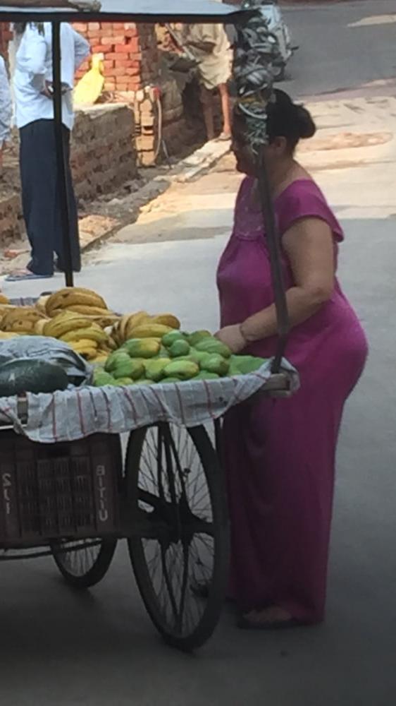 25P Indian padosan aunty