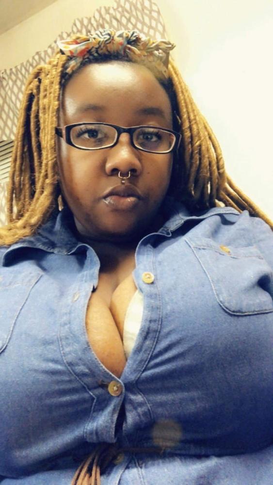 25P Miss Black Beautiful Amateur mom