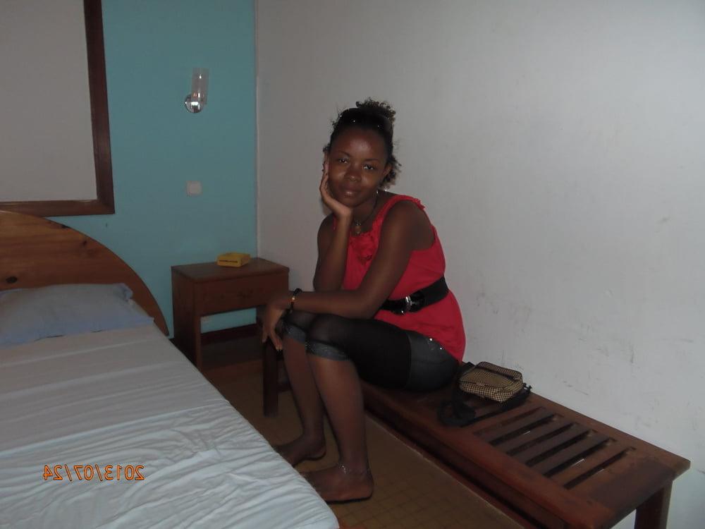 25P amateur wife 105