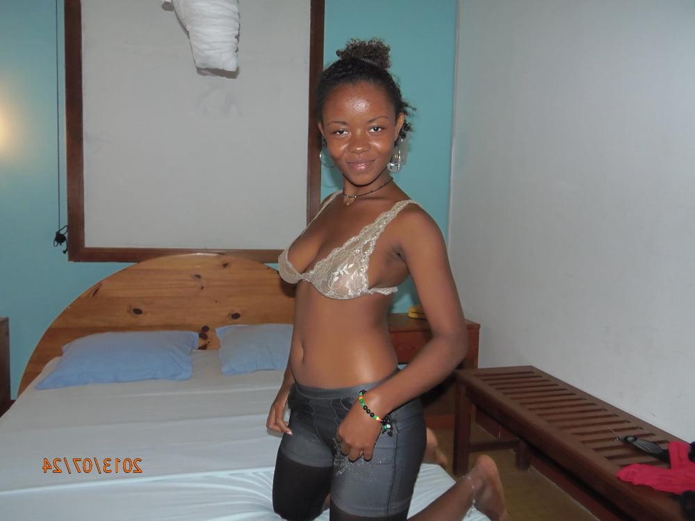 25P amateur wife 105
