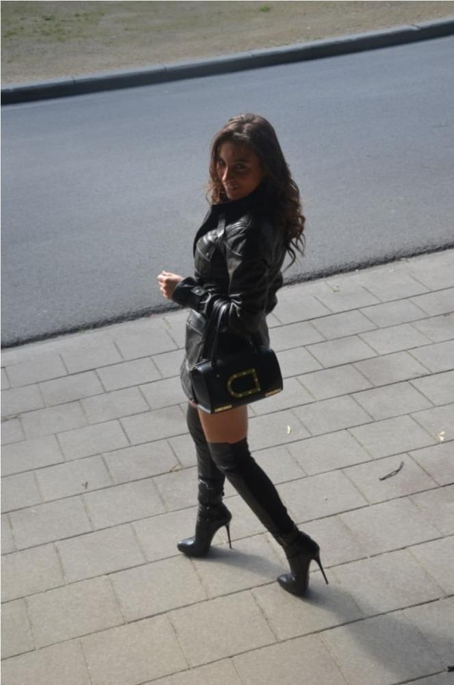 25P women in boots - mix4