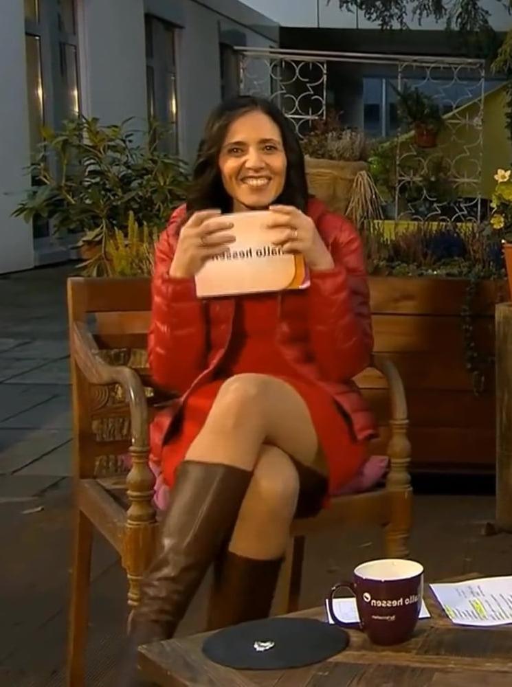 24P German TV Milf Selma Uesuek