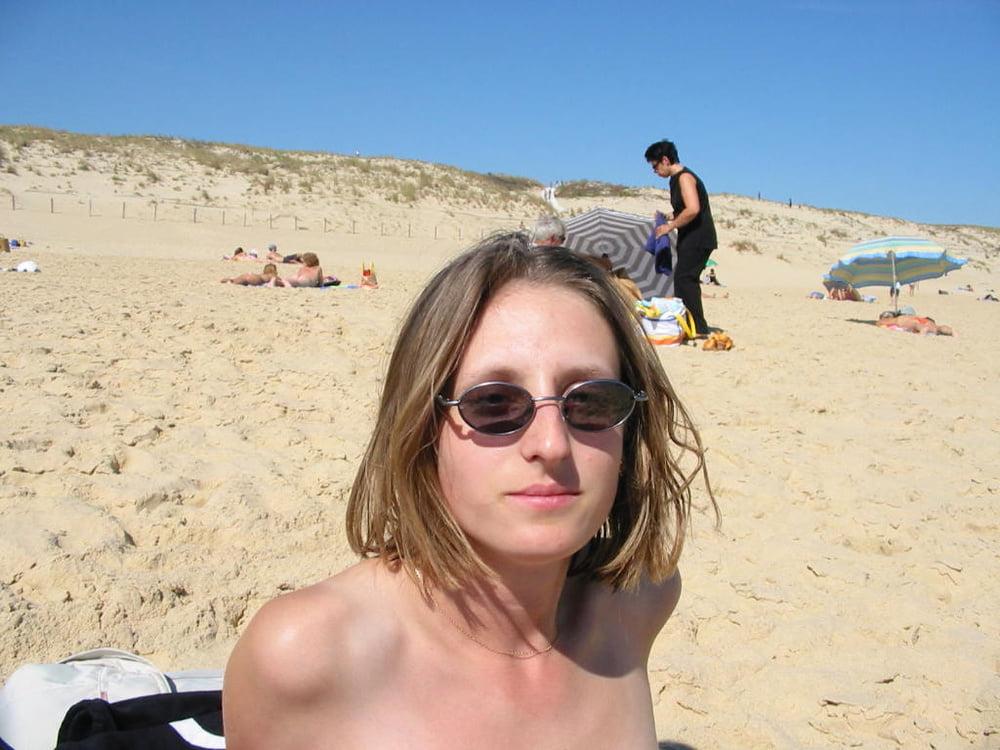 25P 4. French wife exposed