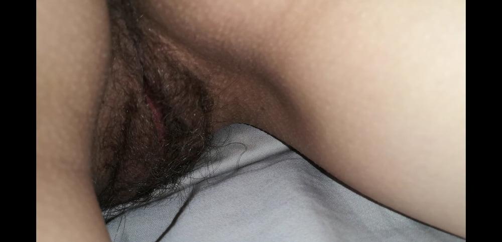 8P Wife wet hairy pussy