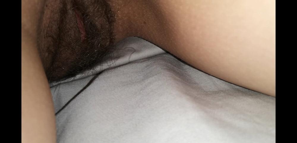 8P Wife wet hairy pussy