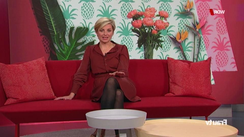 25P German TV Milf Sabine Heinrich