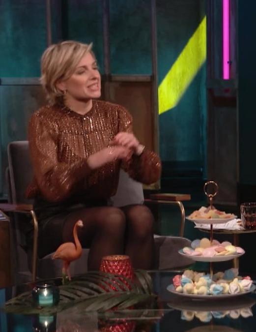 25P German TV Milf Sabine Heinrich