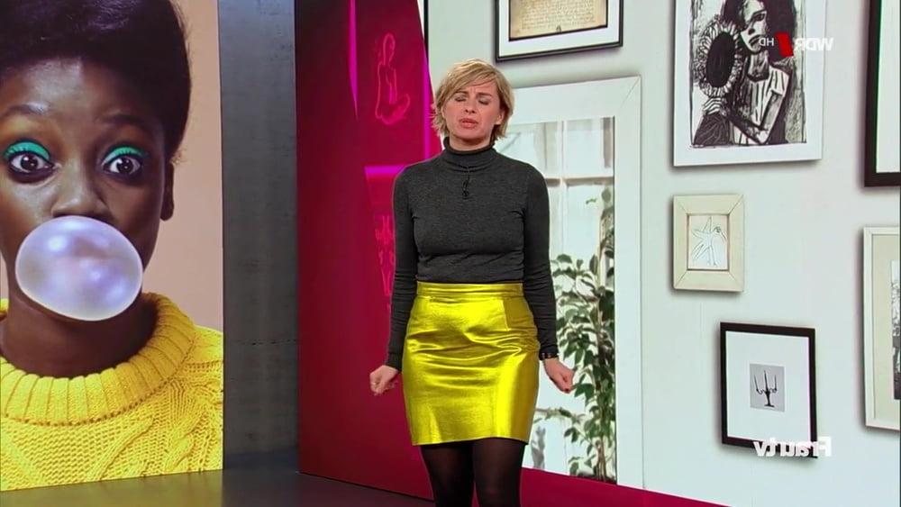 25P German TV Milf Sabine Heinrich