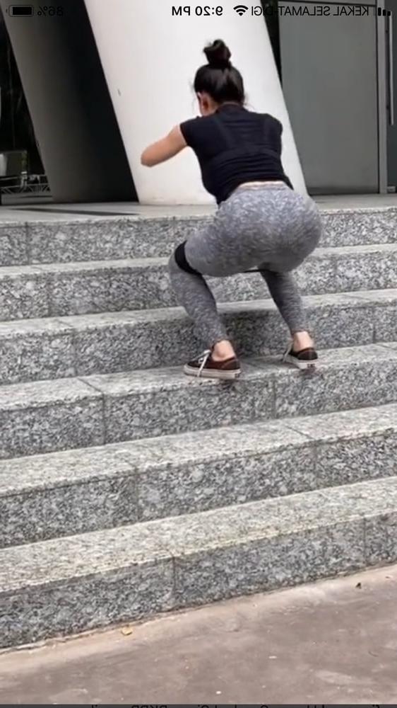 15P Unknown big ass girl