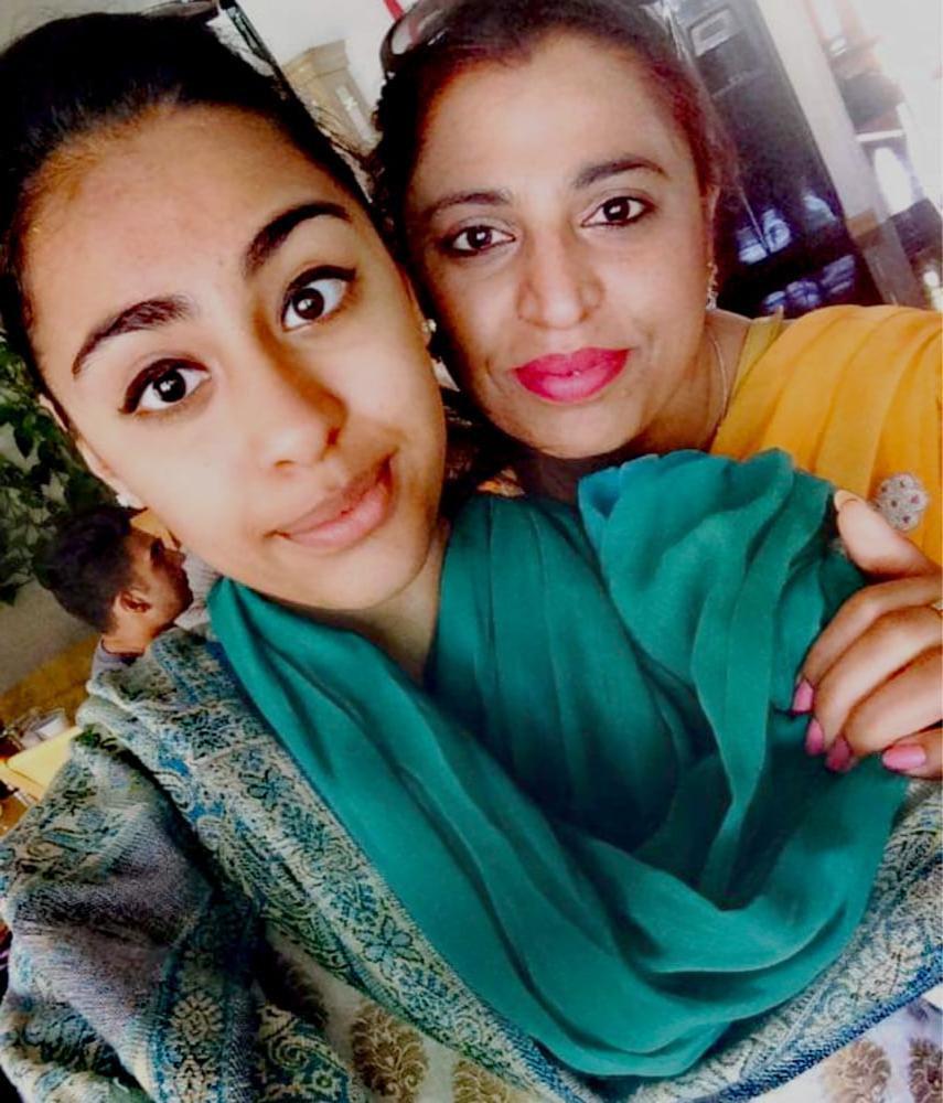 25P Which Indian Would You Fuck? - Old or Young