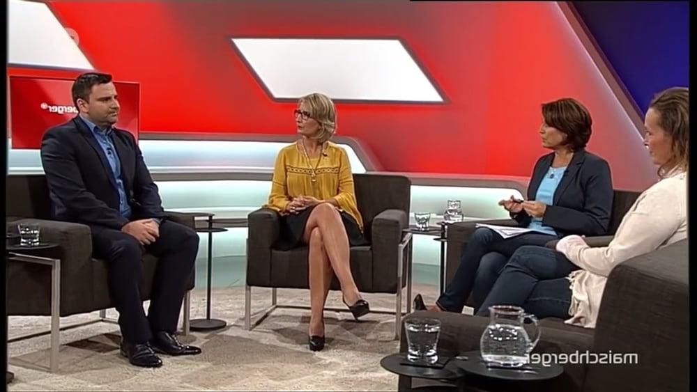 25P German TV Milf Yvonne Willicks