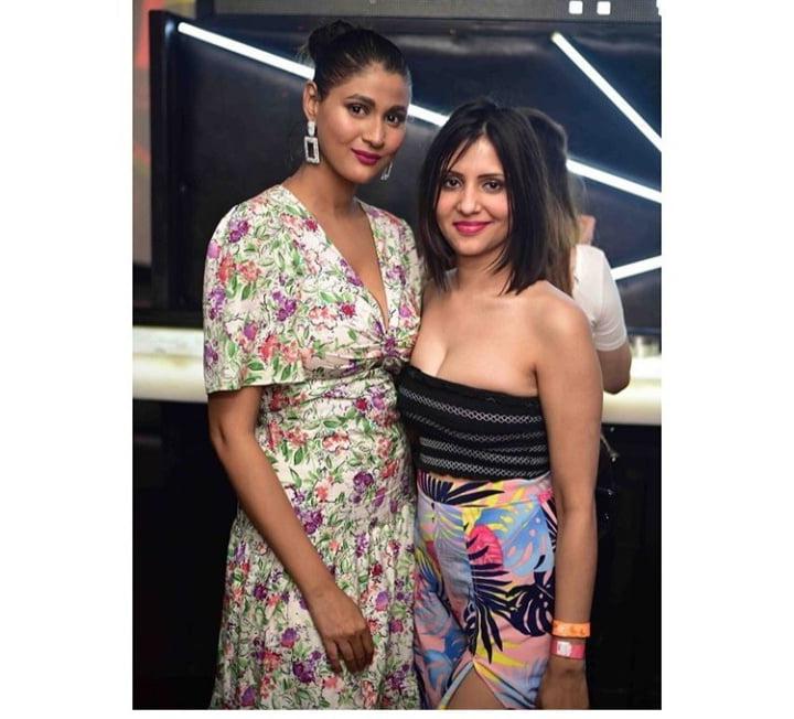 15P What would you do to these Indian party sluts?