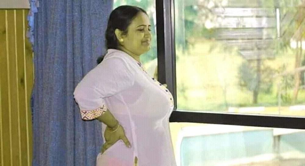 24P Sexy Indian Aunty -2