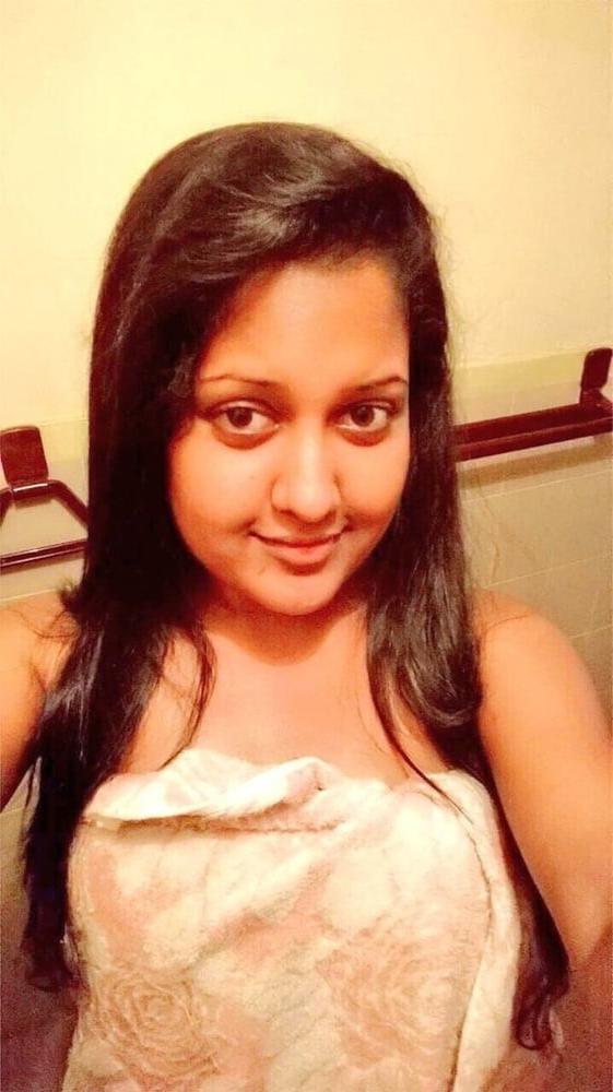 24P Sexy Indian Aunty -2
