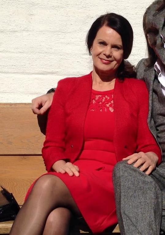 25P German Mature Actress Petra Blossey