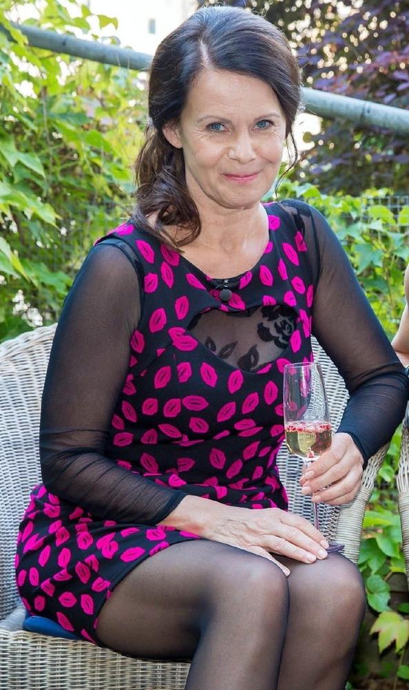 25P German Mature Actress Petra Blossey