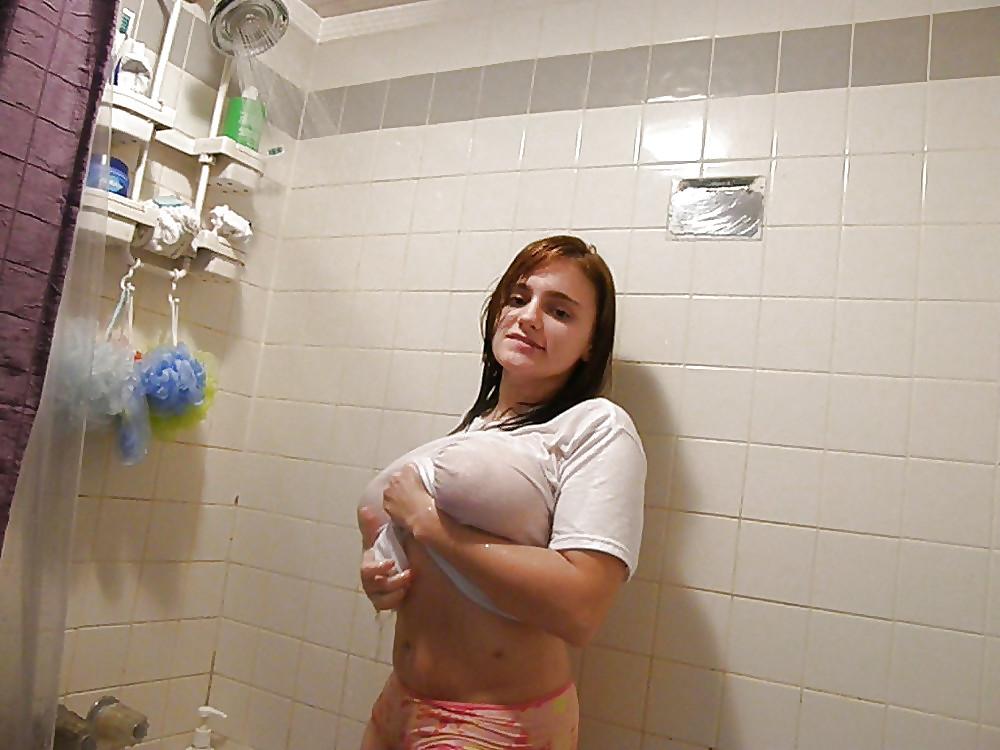 25P Huge boobs from the net 9