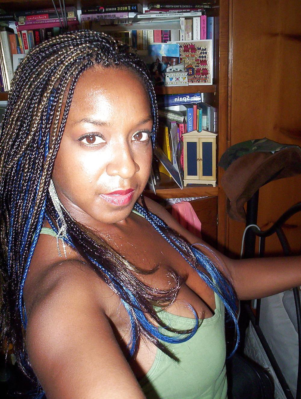 25P Ebony Amateur Goddess