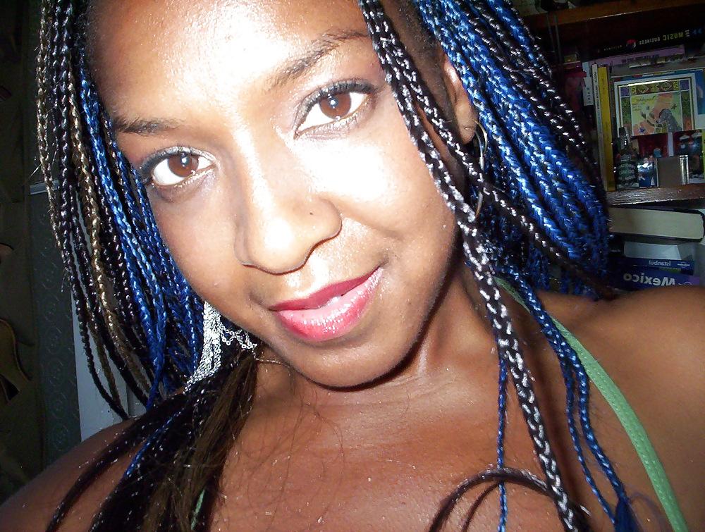 25P Ebony Amateur Goddess