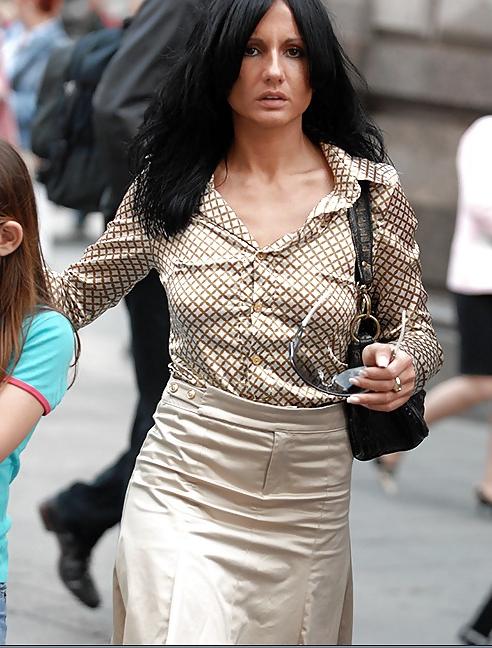 25P Street Fashion - straight european natural girls!