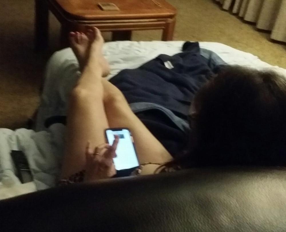 10P Mature Wife