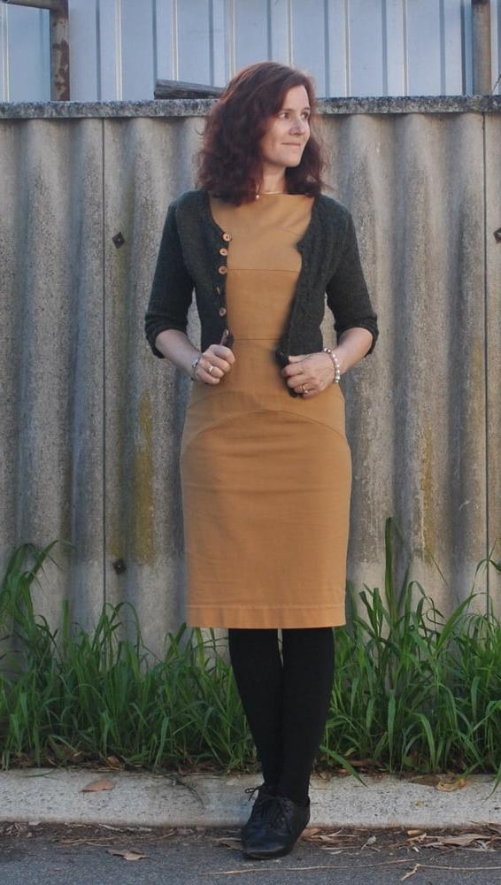 15P Pantyhosed 40-Somerthing Redhead Wife