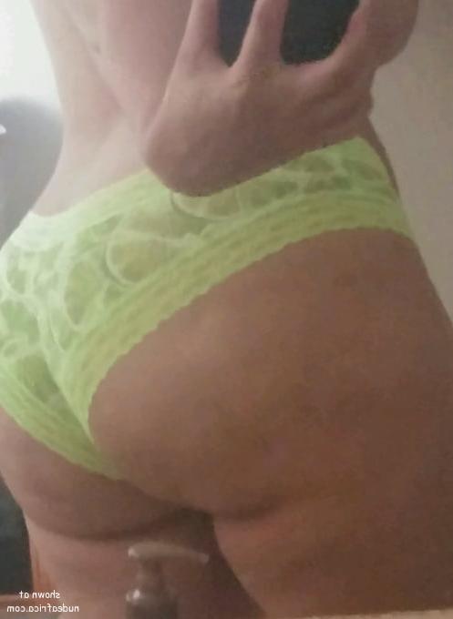 25P Ebony amateur pics from around the web 15