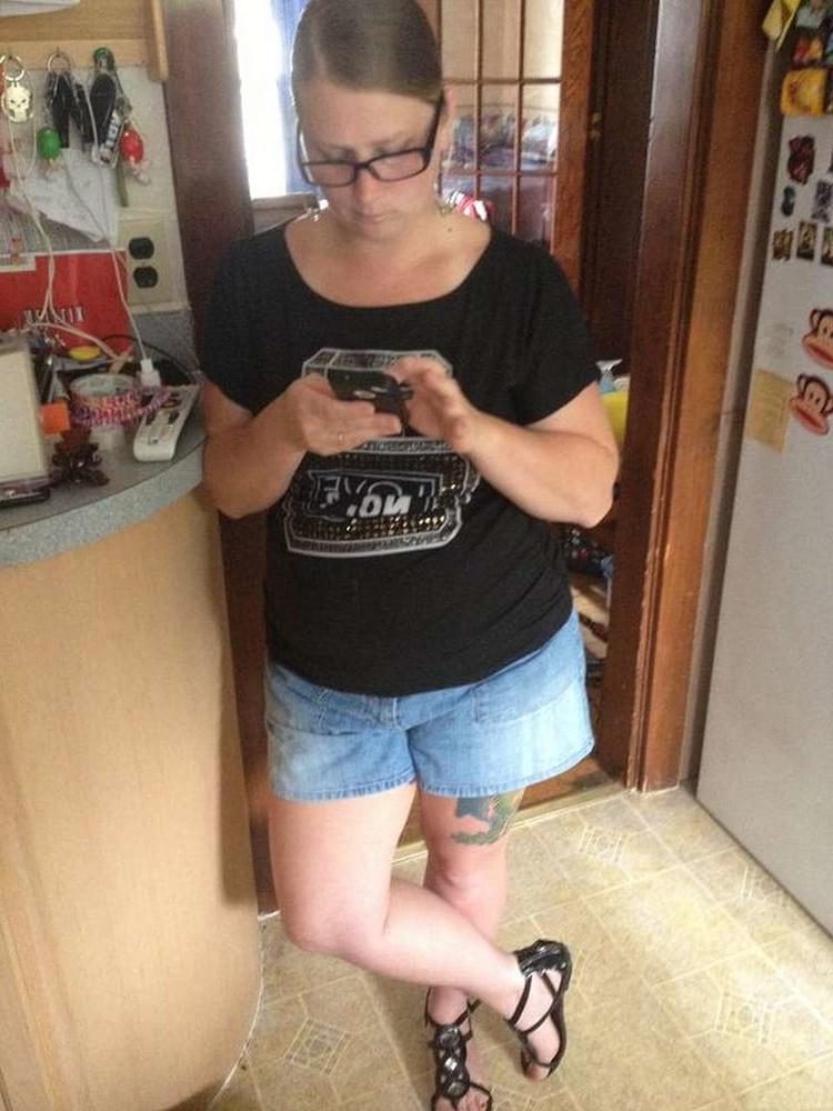 25P Dein Mann postet deine Schlampenbilder online 2