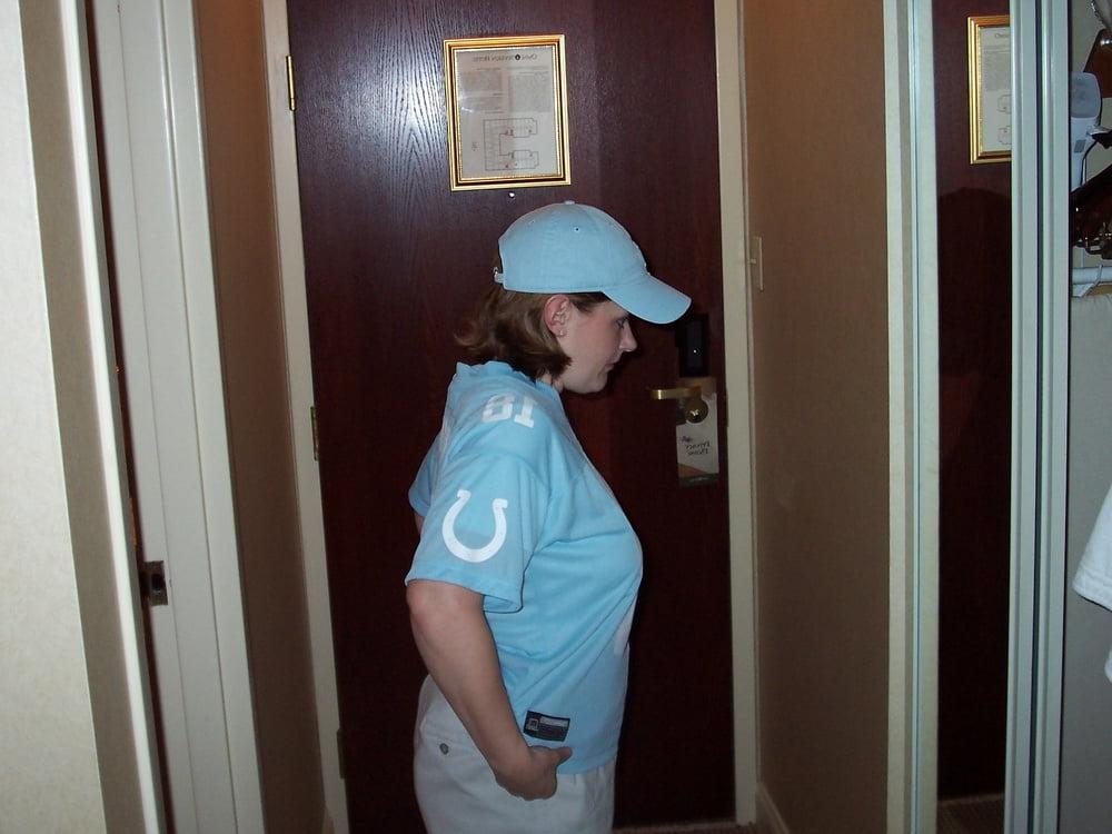 25P 4.Indiana wife exposed by hubby
