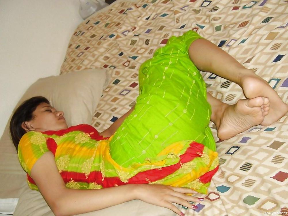 25P Indian Hotties!