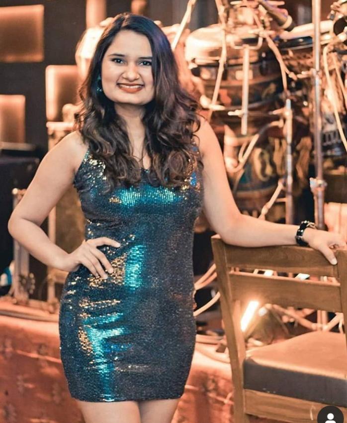 13P Indian party sluts (which one?)
